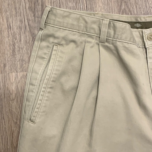 Savane Men’s Pleated Chino Pants Trousers Khaki with Cuffs 38 x 31 Office Preppy - Picture 5 of 13
